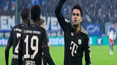 2025体坛感动瞬间：泪目赛场，新华社为你回顾